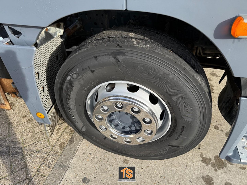 Mercedes-Benz AXOR 18.40 MP3 - MANUAL - TOP TRUCK - Vilkikas: foto 4 Mercedes-Benz AXOR 18.40 MP3 - MANUAL - TOP TRUCK - Vilkikas: foto 4