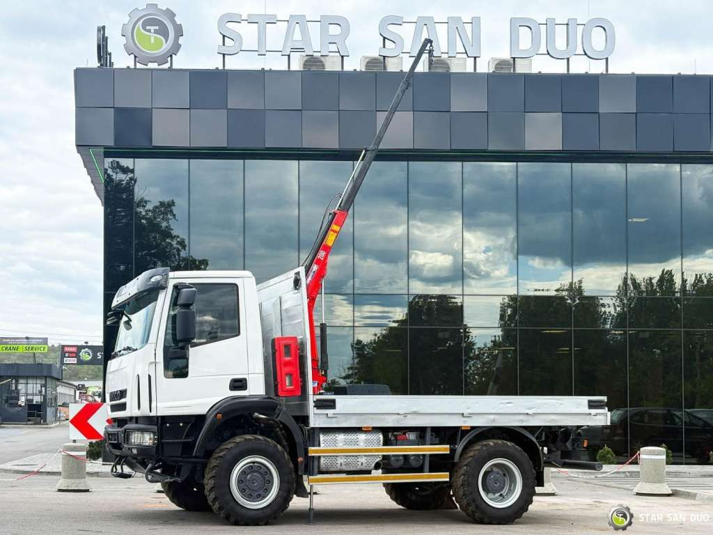 Iveco Eurocargo 4x4 HMF 202 Euro 6 mileage: 76,000 k - Sunkvežimis su kranu: foto 1 Iveco Eurocargo 4x4 HMF 202 Euro 6 mileage: 76,000 k - Sunkvežimis su kranu: foto 1