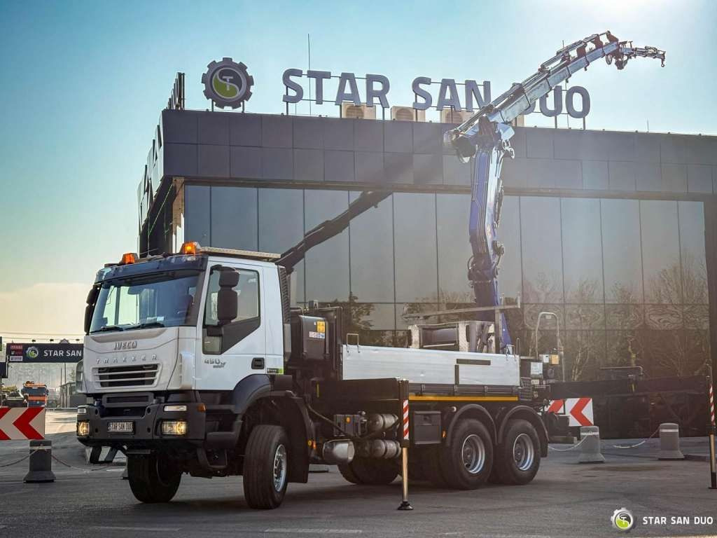 Iveco TRAKKER 450 6x6 PM41S FLY JIB Crane Kipper - Sunkvežimis su kranu: foto 1 Iveco TRAKKER 450 6x6 PM41S FLY JIB Crane Kipper - Sunkvežimis su kranu: foto 1