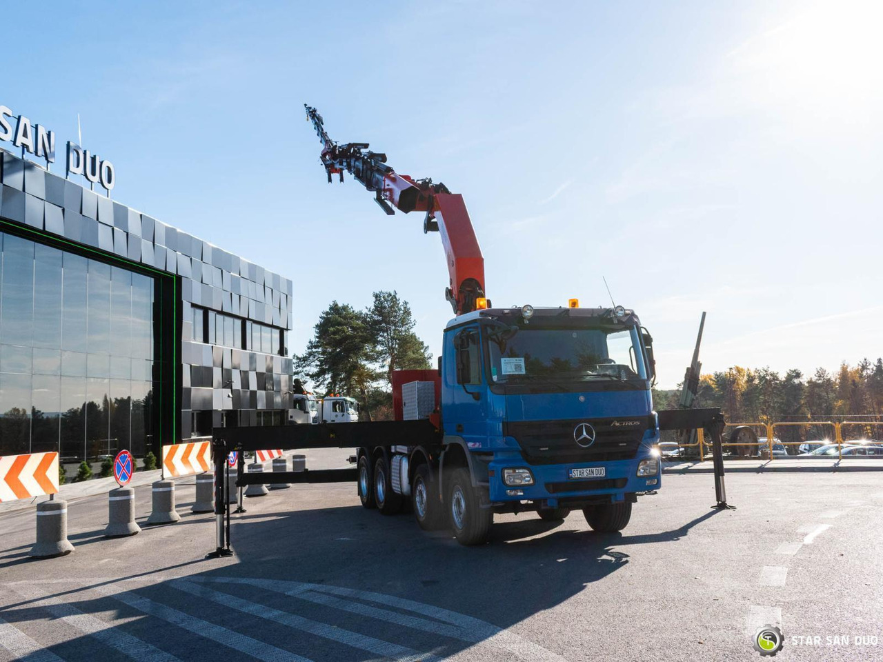 - Sunkvežimis su kranu: foto 4 - Sunkvežimis su kranu: foto 4