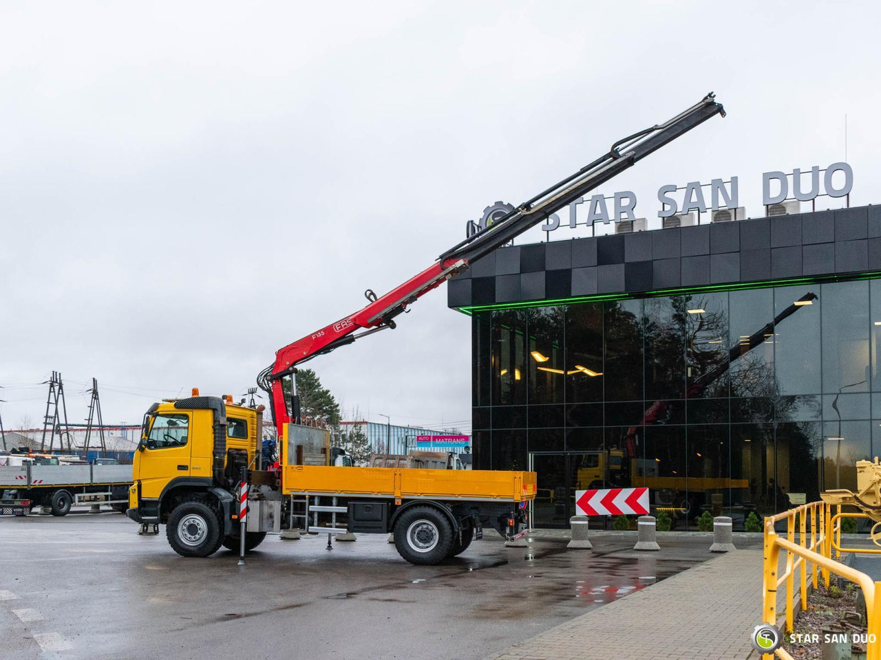 - Sunkvežimis su kranu: foto 2 - Sunkvežimis su kranu: foto 2