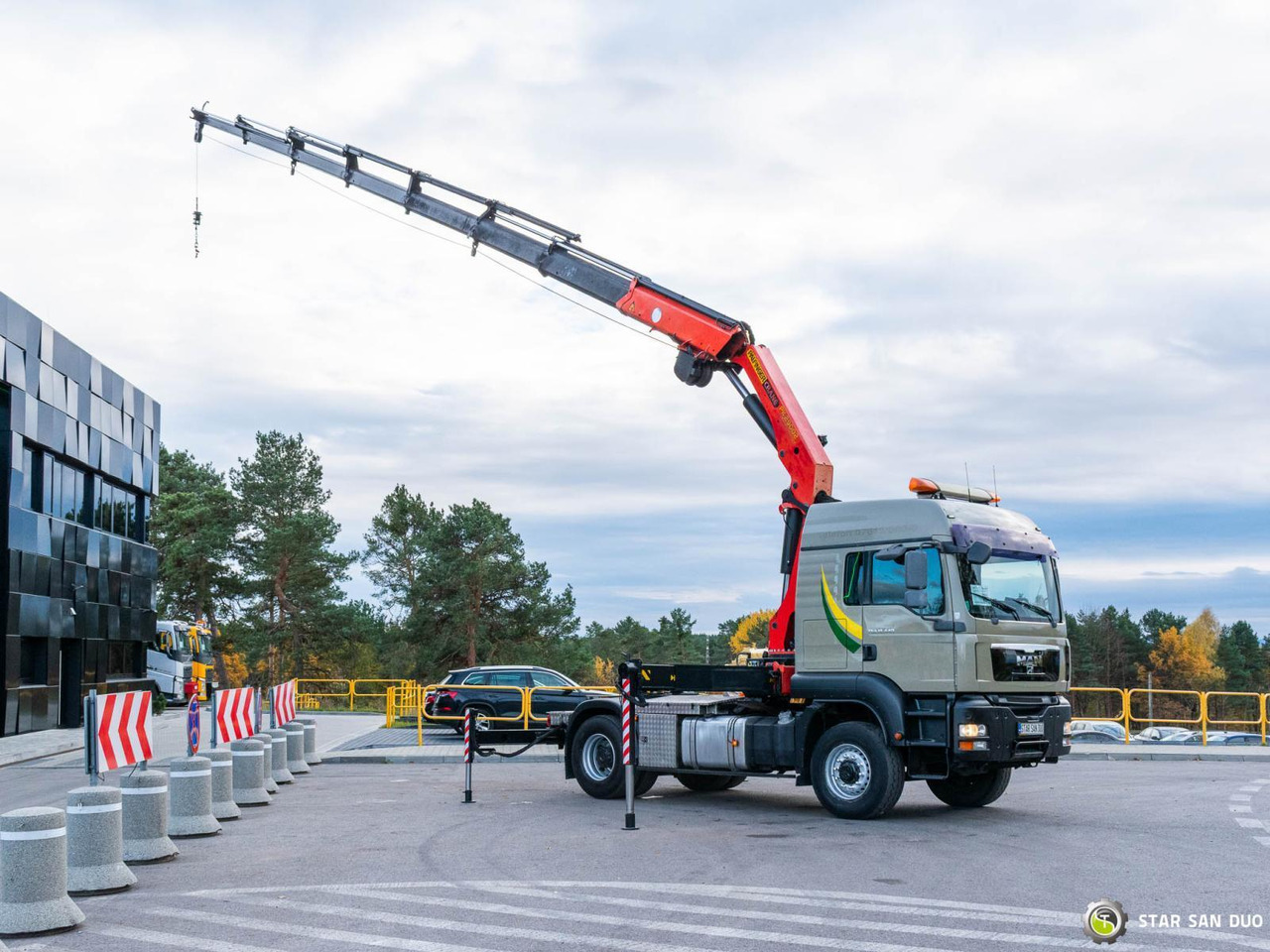 - Sunkvežimis su kranu: foto 2 - Sunkvežimis su kranu: foto 2