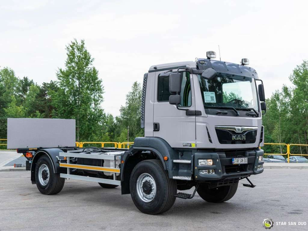 MAN TGM 18.290 4x4 Chassis Camper Single Wheels - Važiuoklės sunkvežimis: foto 2 MAN TGM 18.290 4x4 Chassis Camper Single Wheels - Važiuoklės sunkvežimis: foto 2