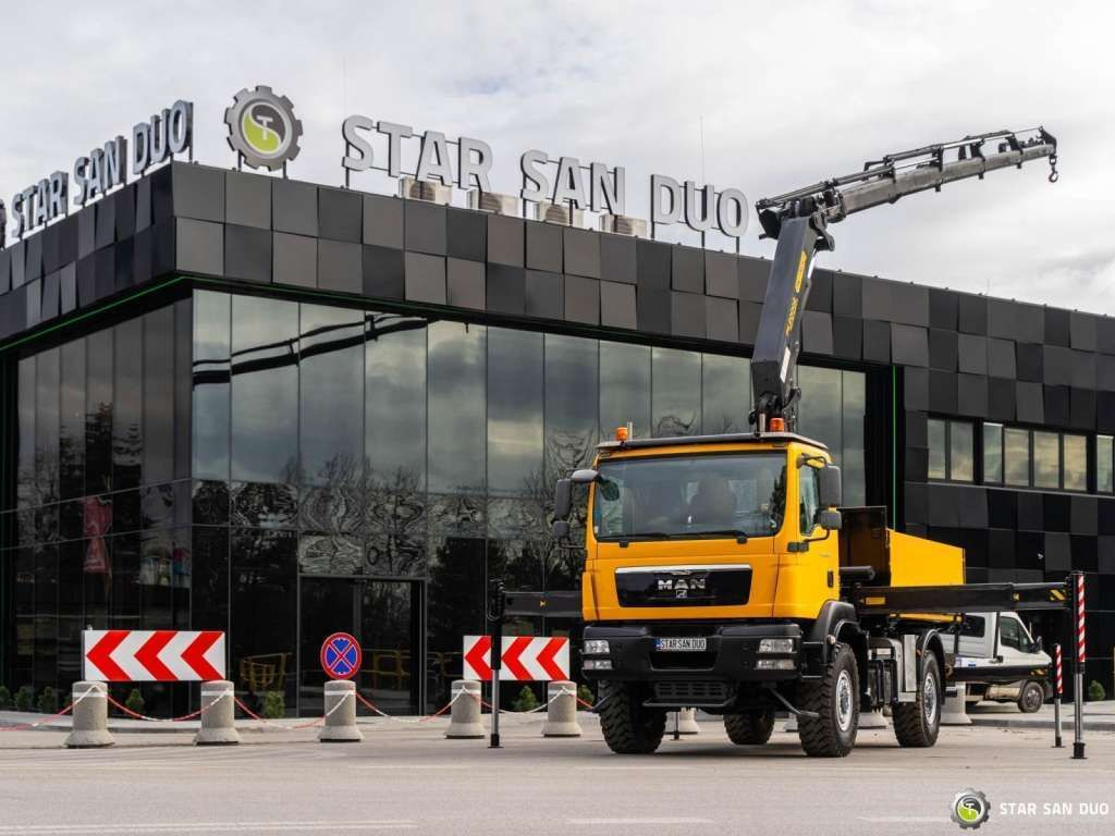 MAN TGM 18.340 4x4 PALFINGER PK 20002 CRANE BASKET MAN TGM 18.340 4x4 PALFINGER PK 20002 CRANE BASKET - Sunkvežimis su kranu, Platforminis/ Bortinis sunkvežimis: foto 5 MAN TGM 18.340 4x4 PALFINGER PK 20002 CRANE BASKET MAN TGM 18.340 4x4 PALFINGER PK 20002 CRANE BASKET - Sunkvežimis su kranu, Platforminis/ Bortinis sunkvežimis: foto 5