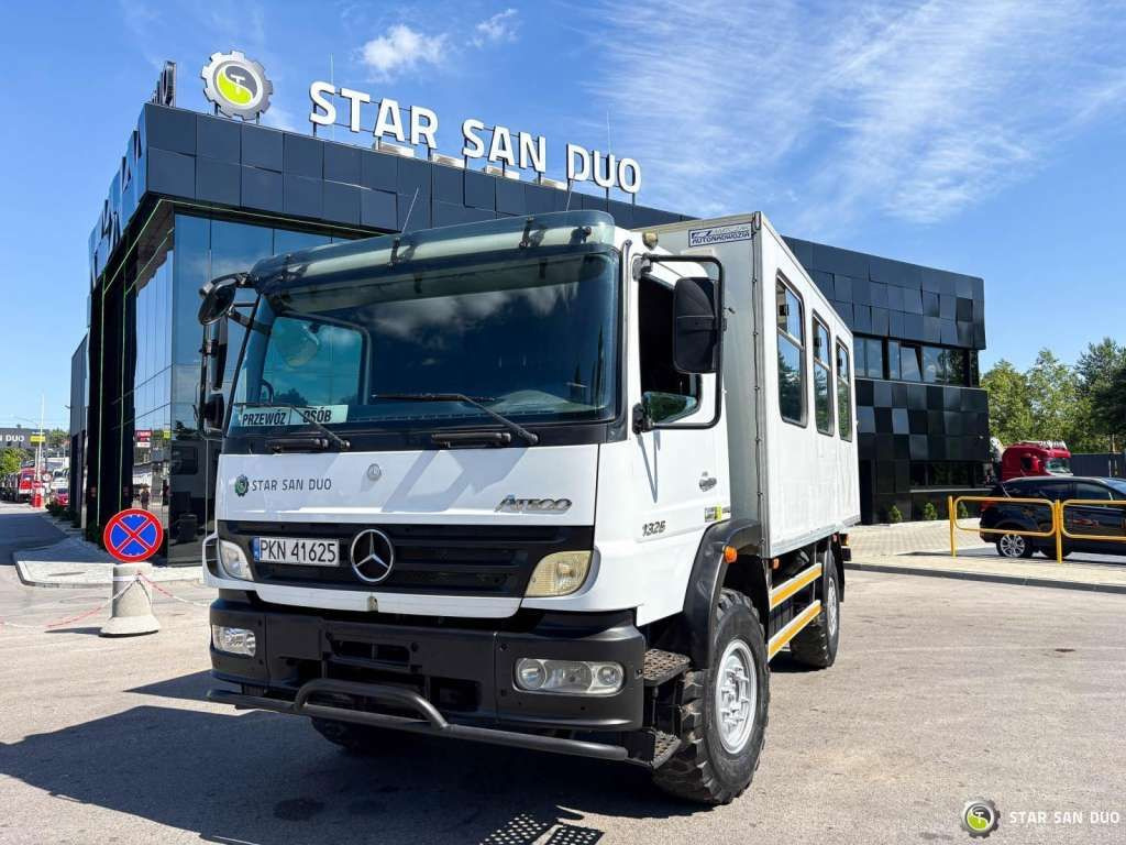 Mercedes-Benz ATEGO 1326 4x4 Double Cab Camper BUS - Važiuoklės sunkvežimis: foto 2 Mercedes-Benz ATEGO 1326 4x4 Double Cab Camper BUS - Važiuoklės sunkvežimis: foto 2