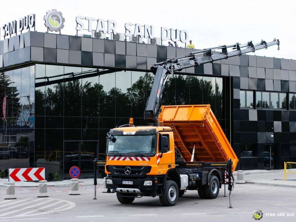 Mercedes-Benz Actros 1841 AK 4x4 Hiab 288E-7 Crane Kipper - Savivartis sunkvežimis: foto 1 Mercedes-Benz Actros 1841 AK 4x4 Hiab 288E-7 Crane Kipper - Savivartis sunkvežimis: foto 1