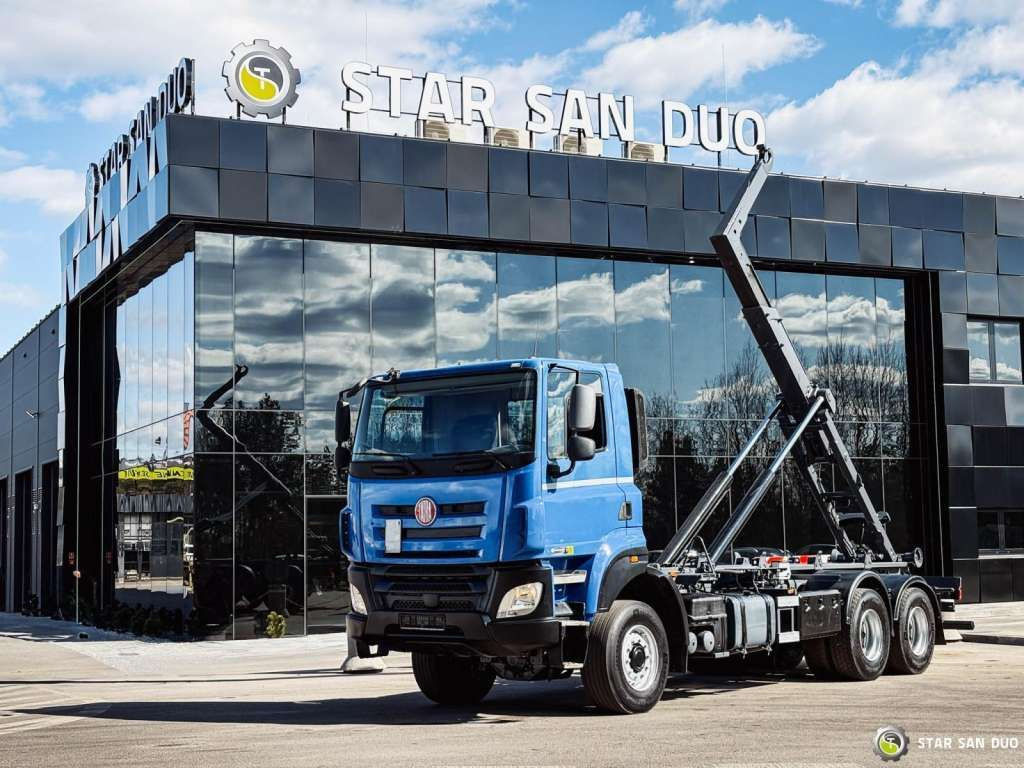 Tatra T158 PHOENIX 6x6 Euro 6 - Sunkvežimis: foto 1 Tatra T158 PHOENIX 6x6 Euro 6 - Sunkvežimis: foto 1