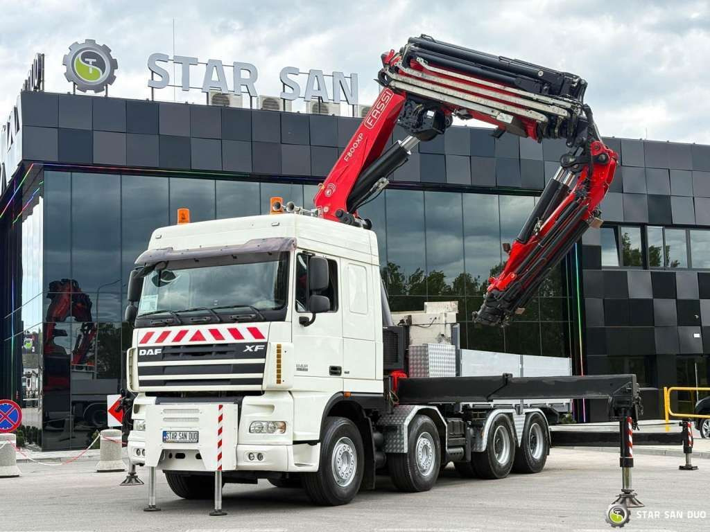 DAF XF 105.510 8x4 FASSI F800 XP Crane Fifth wheel - Vilkikas: foto 2 DAF XF 105.510 8x4 FASSI F800 XP Crane Fifth wheel - Vilkikas: foto 2