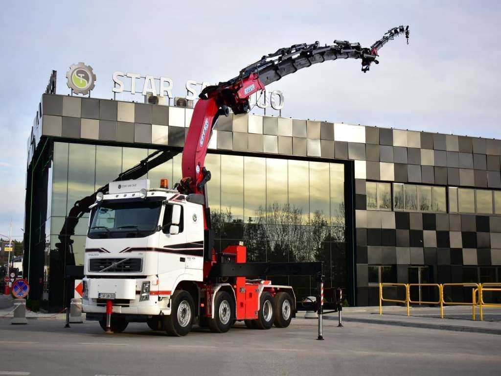 Volvo FH 520 8x2 EFFER 850 Fly Jib Winch 5th - Vilkikas: foto 1 Volvo FH 520 8x2 EFFER 850 Fly Jib Winch 5th - Vilkikas: foto 1