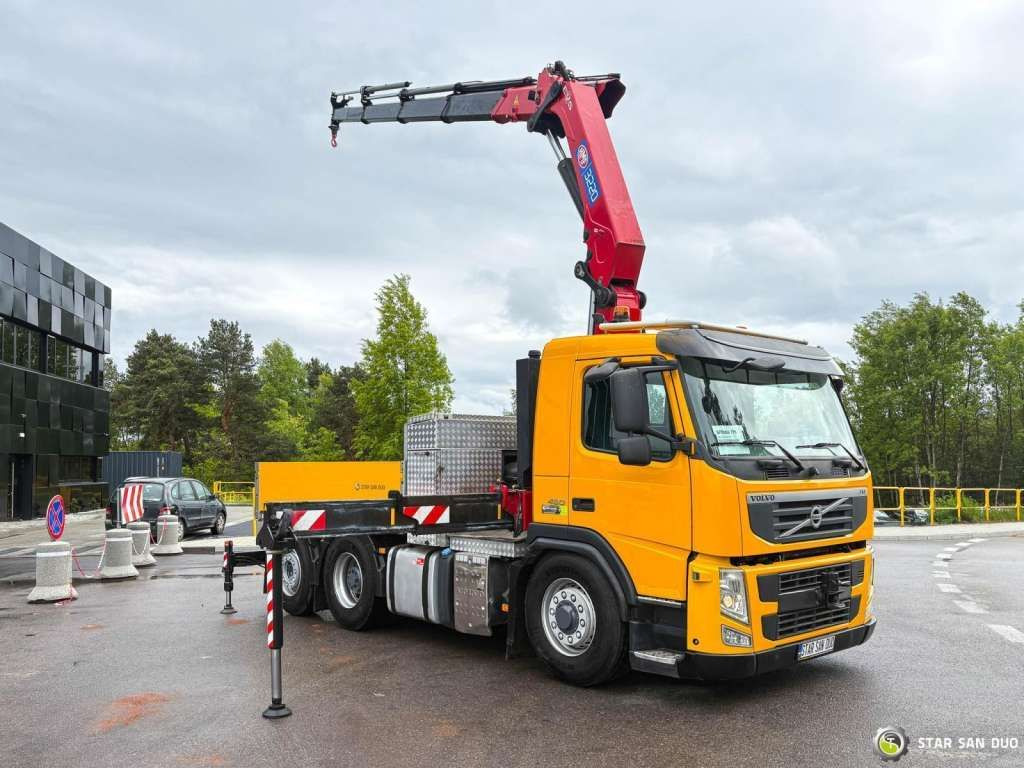 Volvo FM 460 6x4x4 HMF 3220 Crane HDS - Vilkikas: foto 2 Volvo FM 460 6x4x4 HMF 3220 Crane HDS - Vilkikas: foto 2