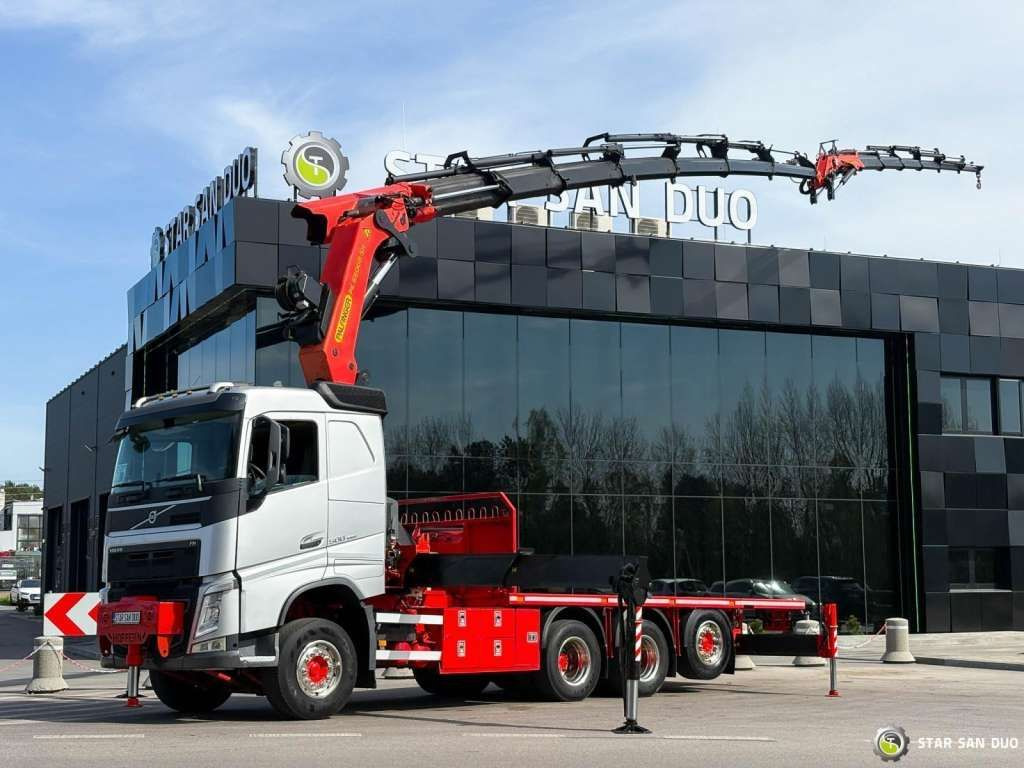Volvo FH 500 8x4*4 PK65002 Fly JIB Crane 7456 h Winch - Sunkvežimis su kranu: foto 1 Volvo FH 500 8x4*4 PK65002 Fly JIB Crane 7456 h Winch - Sunkvežimis su kranu: foto 1