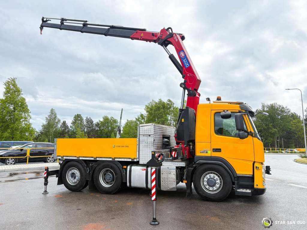 Volvo FM 460 6x4x4 HMF 3220 Crane HDS - Sunkvežimis su kranu: foto 4 Volvo FM 460 6x4x4 HMF 3220 Crane HDS - Sunkvežimis su kranu: foto 4