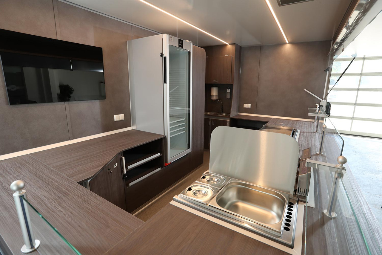 Mobil BORCO HÖHNS - Autoparduotuvė: foto 3 Mobil BORCO HÖHNS - Autoparduotuvė: foto 3