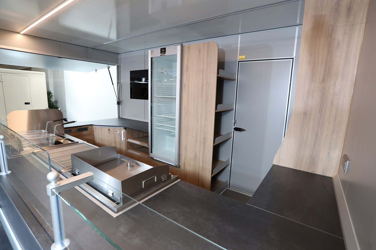 Mobil BORCO HÖHNS - Autoparduotuvė: foto 3 Mobil BORCO HÖHNS - Autoparduotuvė: foto 3