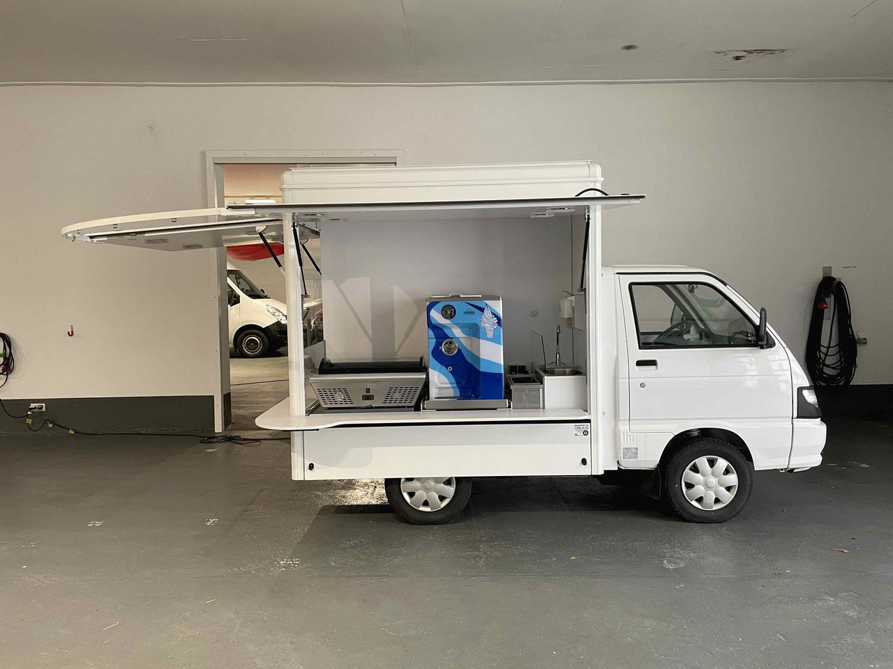 Piaggio Porter - Autoparduotuvė: foto 3 Piaggio Porter - Autoparduotuvė: foto 3