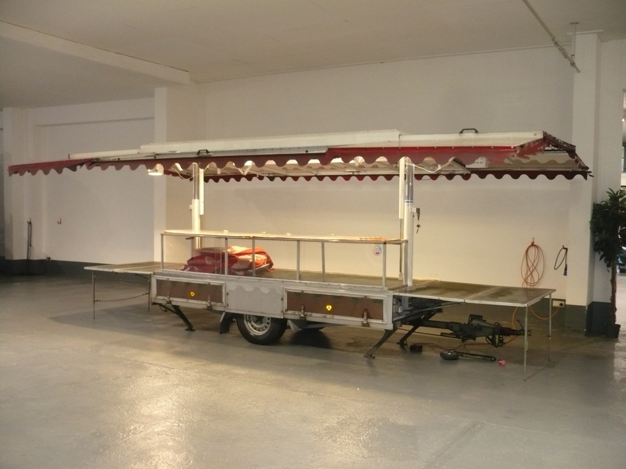 Verkaufsanhänger Alf - Prekybinė priekaba: foto 3 Verkaufsanhänger Alf - Prekybinė priekaba: foto 3