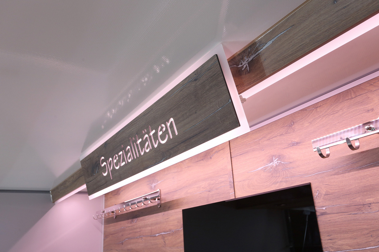 Verkaufsanhänger BORCO HÖHNS - Prekybinė priekaba: foto 3 Verkaufsanhänger BORCO HÖHNS - Prekybinė priekaba: foto 3