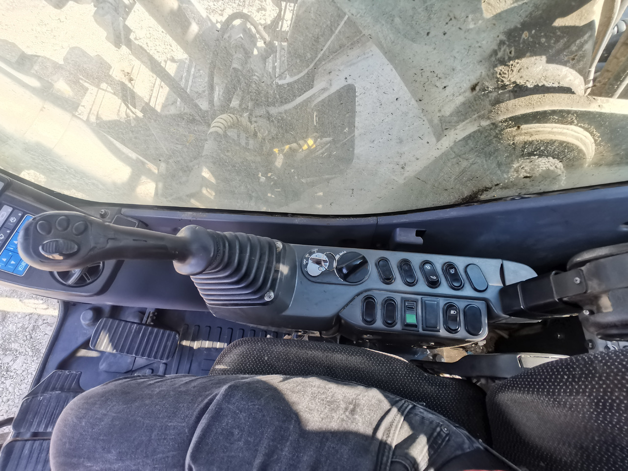 Vikšrinis ekskavatorius Komatsu PC 350: foto 13
