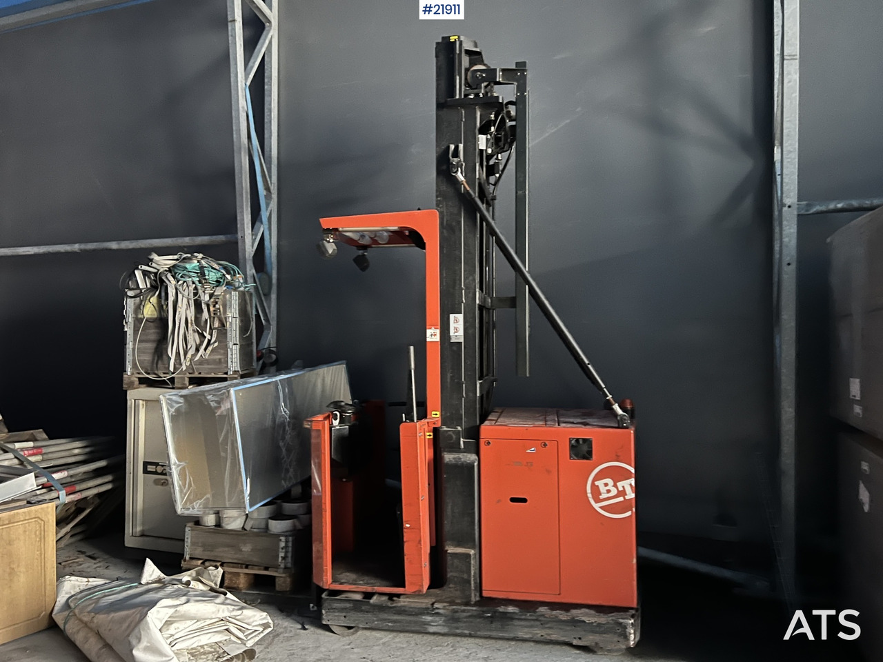 BT OP 1000 HSE Elektrisk truck - Elektrinis krautuvas: foto 3 BT OP 1000 HSE Elektrisk truck - Elektrinis krautuvas: foto 3