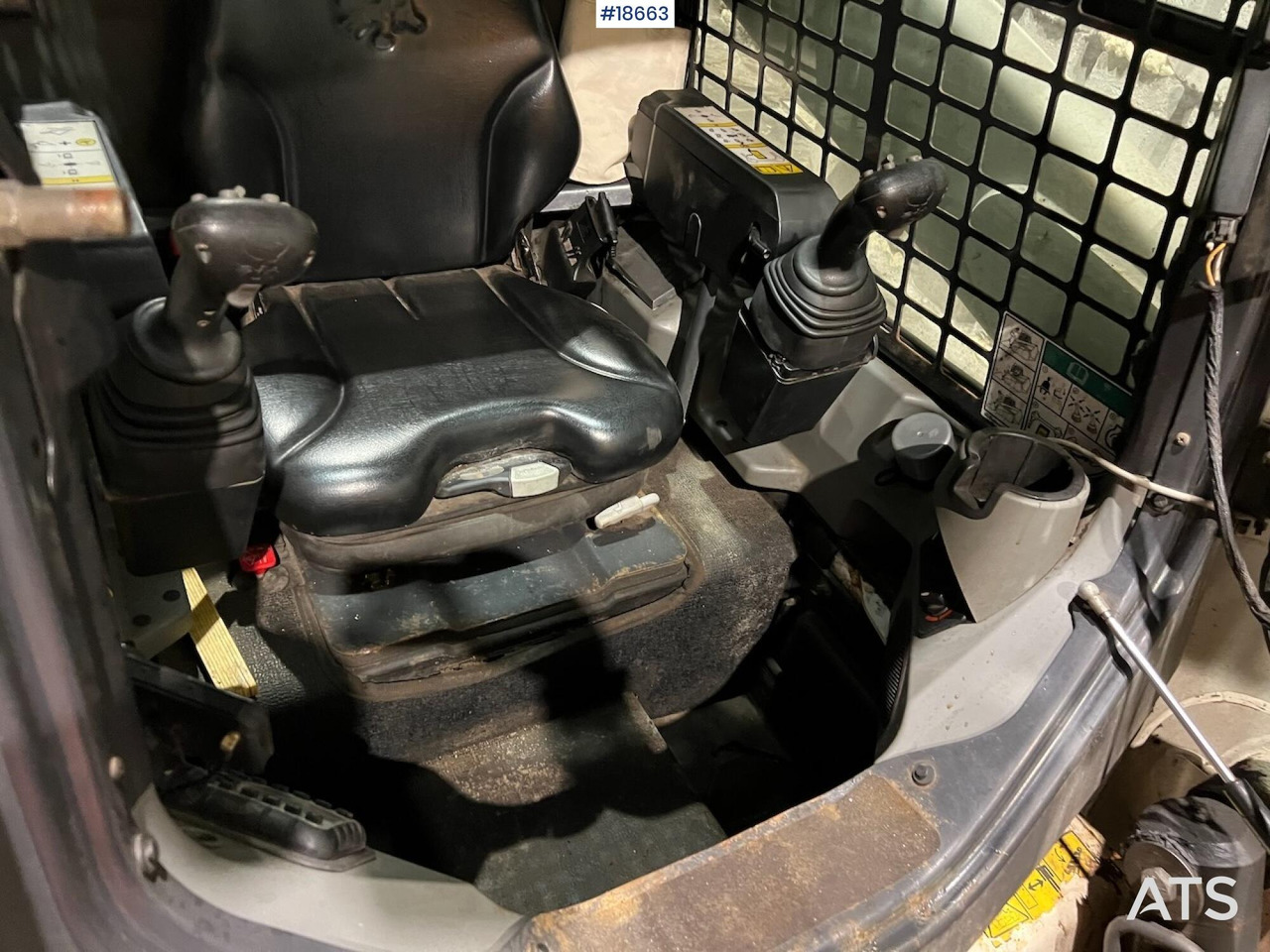 Šarnyrinis krautuvas Bobcat S650: foto 12
