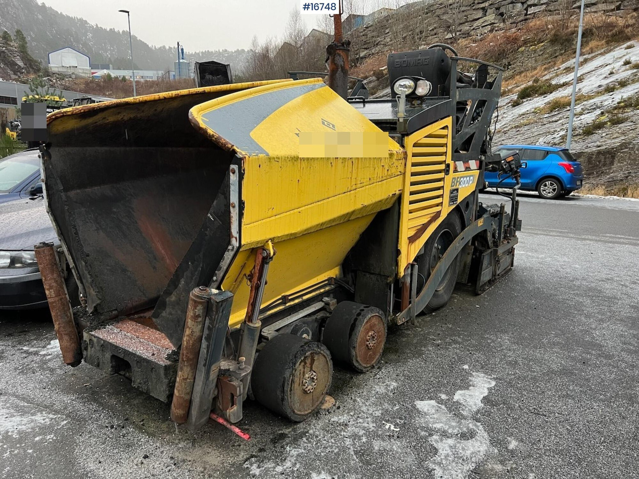 Bomag BF 300P - Asfalto mašina: foto 1 Bomag BF 300P - Asfalto mašina: foto 1