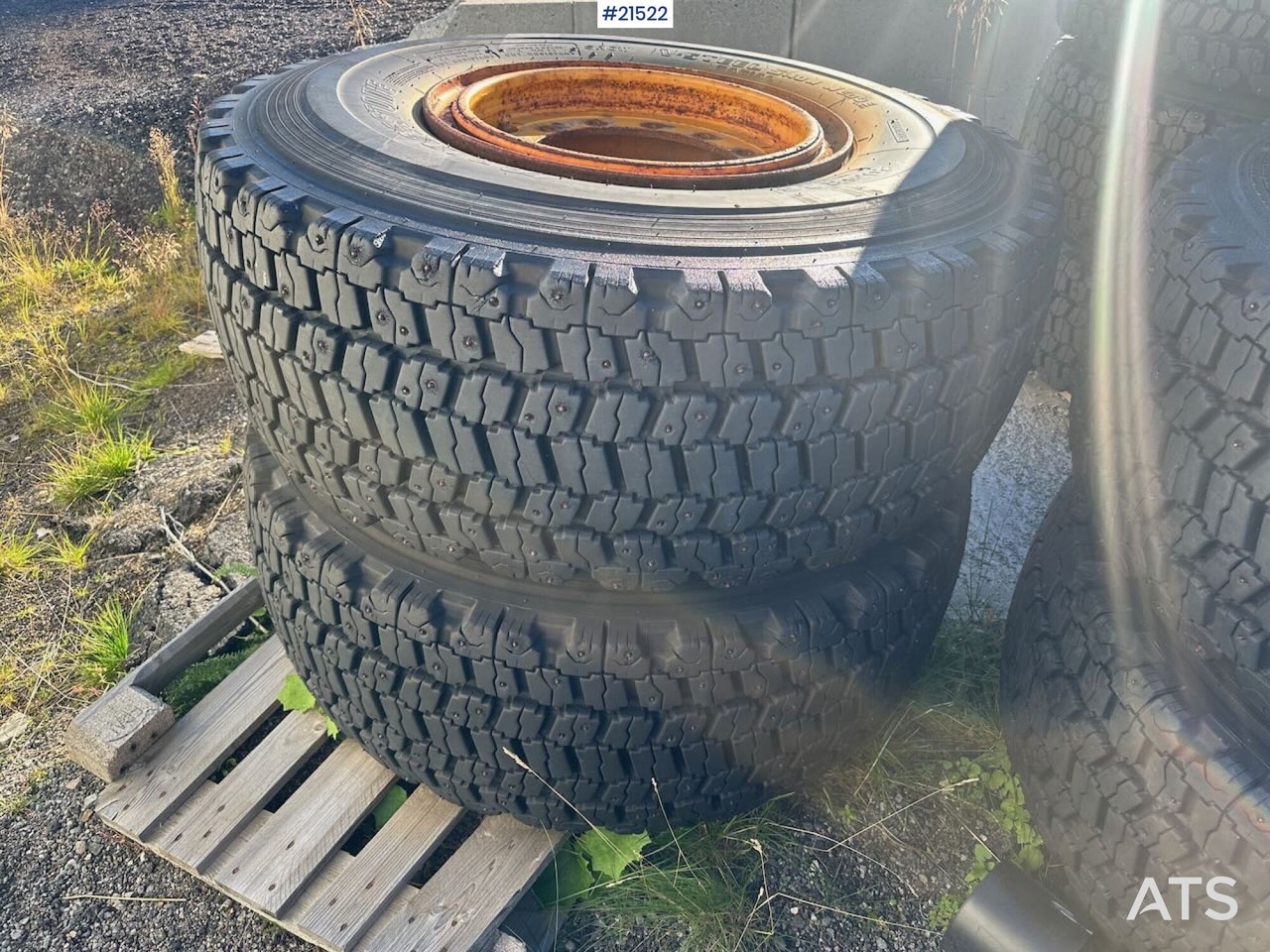 Bridgestone hjullaster dekk til Volvo L110 - Padanga - Statybinė technika: foto 1 Bridgestone hjullaster dekk til Volvo L110 - Padanga - Statybinė technika: foto 1