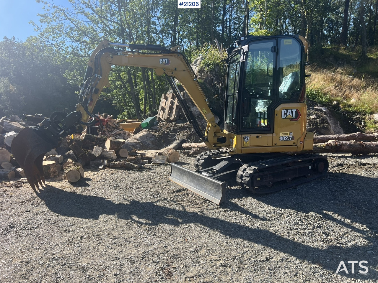 Caterpillar 302.7 CR - Mini ekskavatorius: foto 5 Caterpillar 302.7 CR - Mini ekskavatorius: foto 5