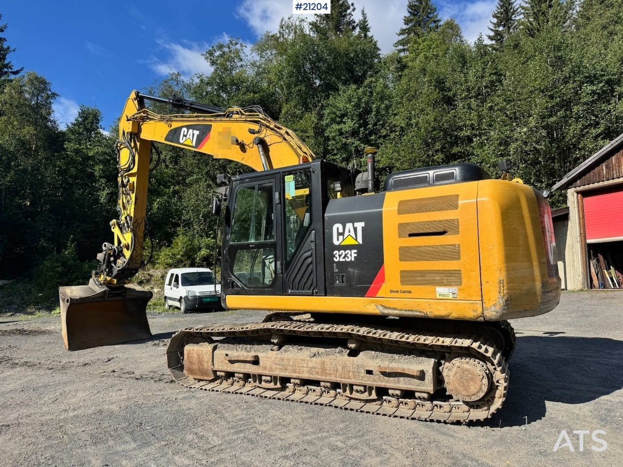 Caterpillar 323FL - Vikšrinis ekskavatorius: foto 4 Caterpillar 323FL - Vikšrinis ekskavatorius: foto 4