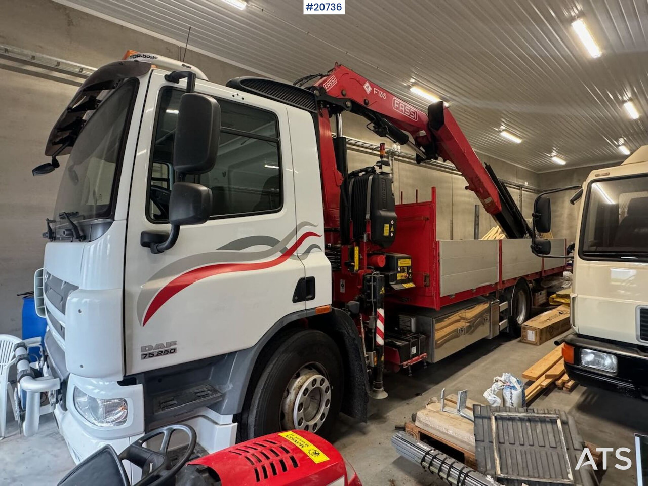 DAF CF75.250 - Platforminis/ Bortinis sunkvežimis, Sunkvežimis su kranu: foto 2 DAF CF75.250 - Platforminis/ Bortinis sunkvežimis, Sunkvežimis su kranu: foto 2
