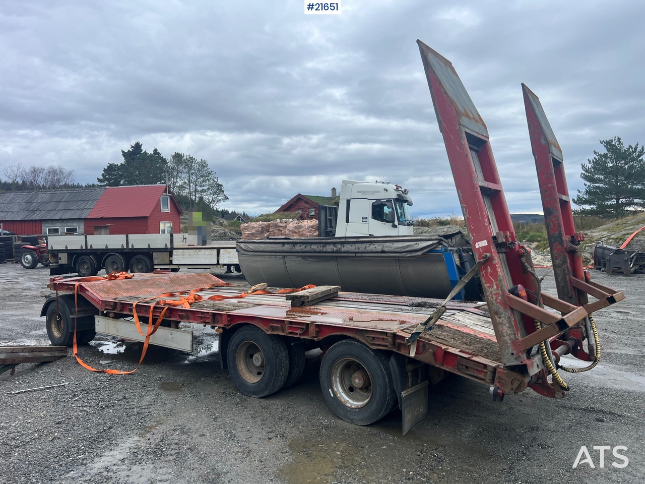 Damm 3 akslet maskinhenger m/ hydrauliske kjørebroer - Autovežis priekaba: foto 1 Damm 3 akslet maskinhenger m/ hydrauliske kjørebroer - Autovežis priekaba: foto 1