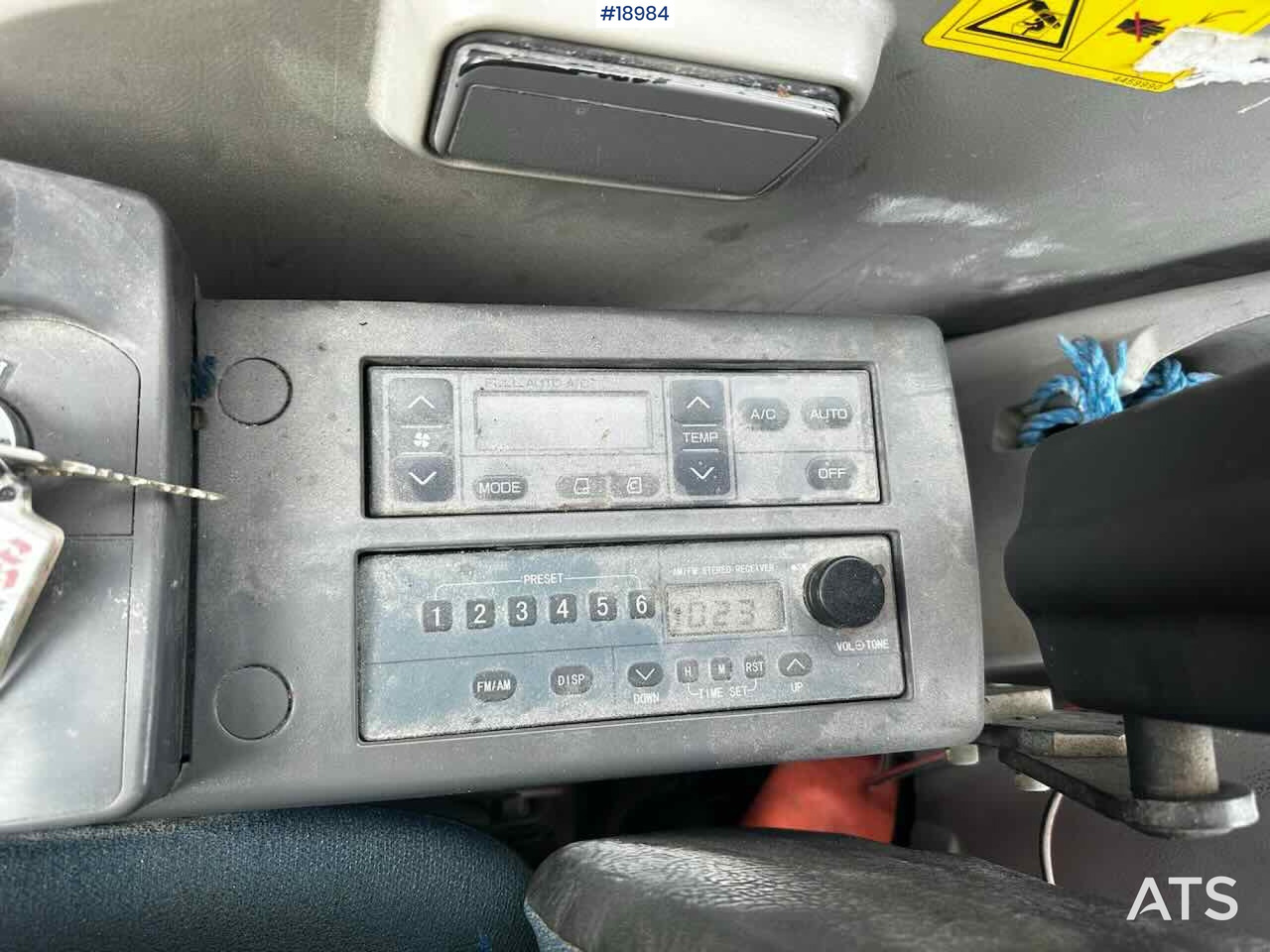 Ekskavatorius Hitachi ZX180LC-3: foto 41