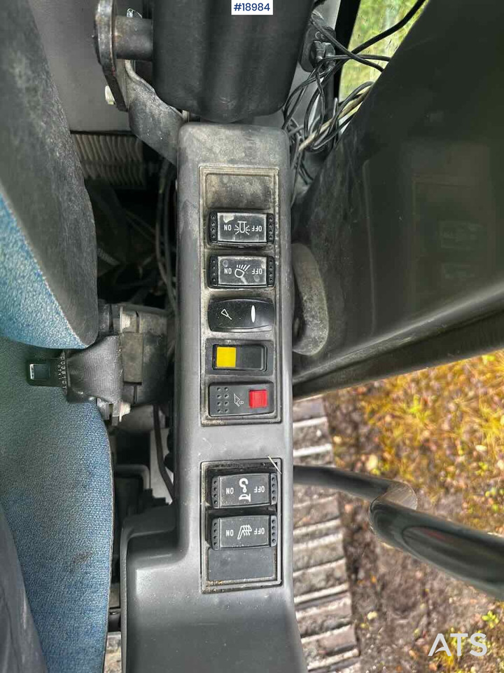 Ekskavatorius Hitachi ZX180LC-3: foto 39