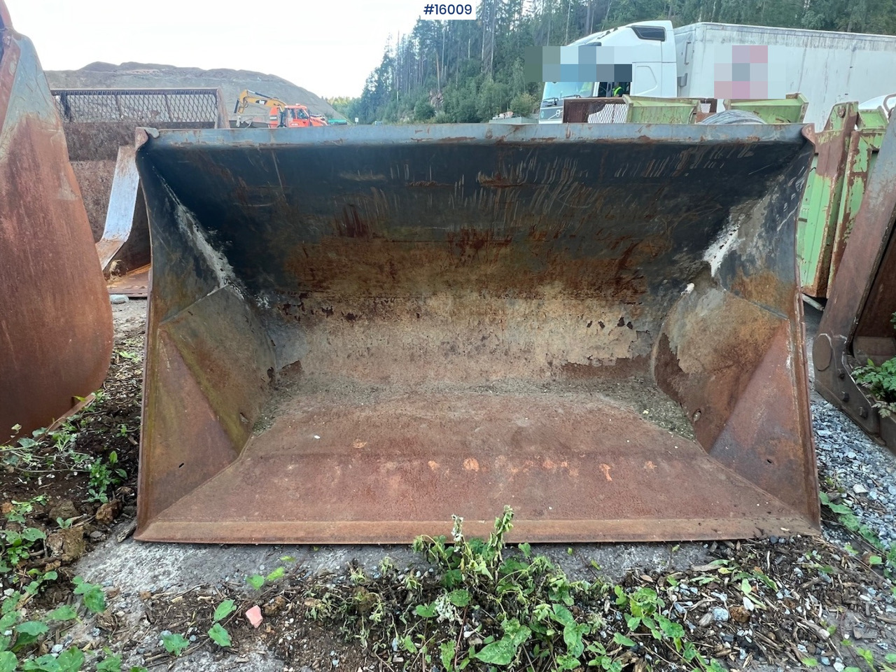 Hjullasterskuffe m/ liten BM feste - Krautuvo kaušas - Statybinė technika: foto 2 Hjullasterskuffe m/ liten BM feste - Krautuvo kaušas - Statybinė technika: foto 2