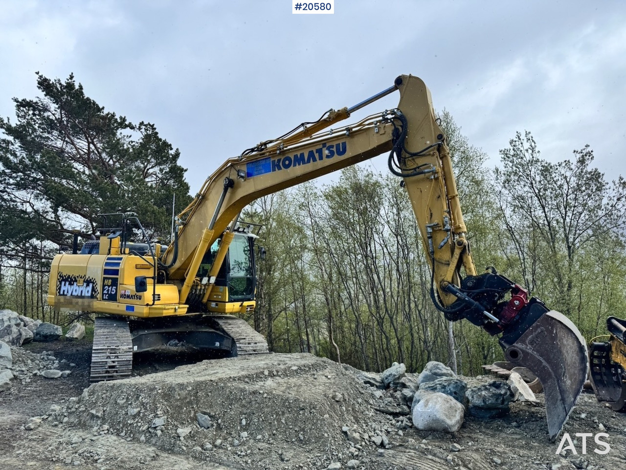 Komatsu HB215LC-2 - Ekskavatorius: foto 1 Komatsu HB215LC-2 - Ekskavatorius: foto 1