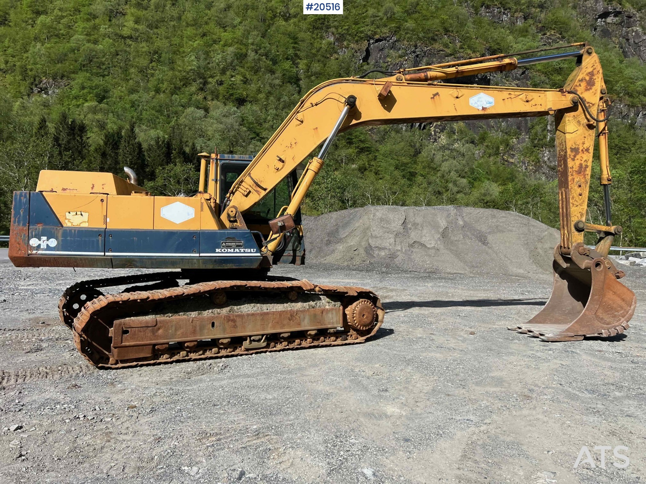 Ekskavatorius Komatsu PC200-3: foto 12