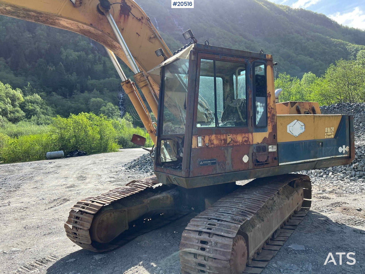 Ekskavatorius Komatsu PC200-3: foto 29