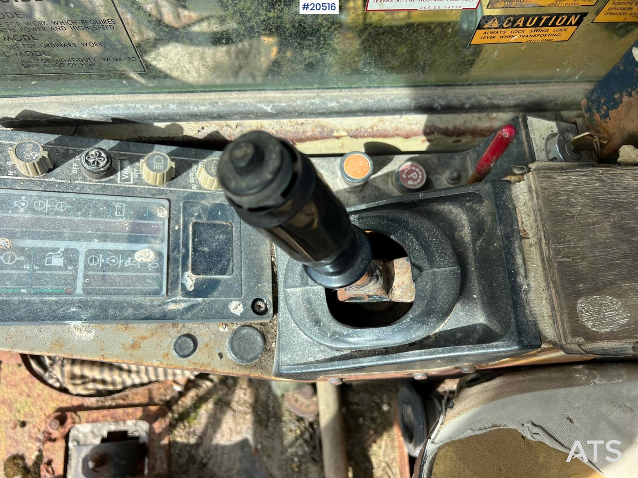 Ekskavatorius Komatsu PC200-3: foto 40
