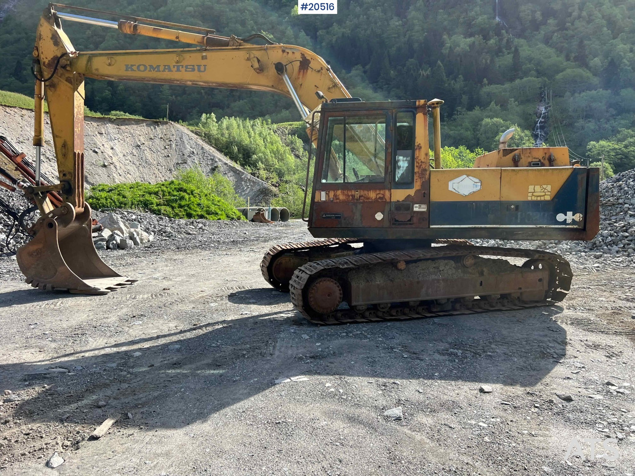 Ekskavatorius Komatsu PC200-3: foto 26