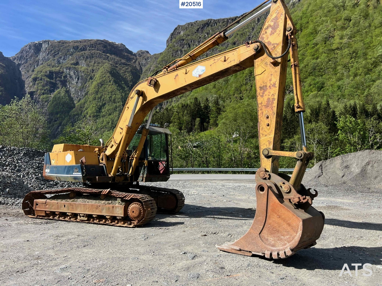 Ekskavatorius Komatsu PC200-3: foto 9