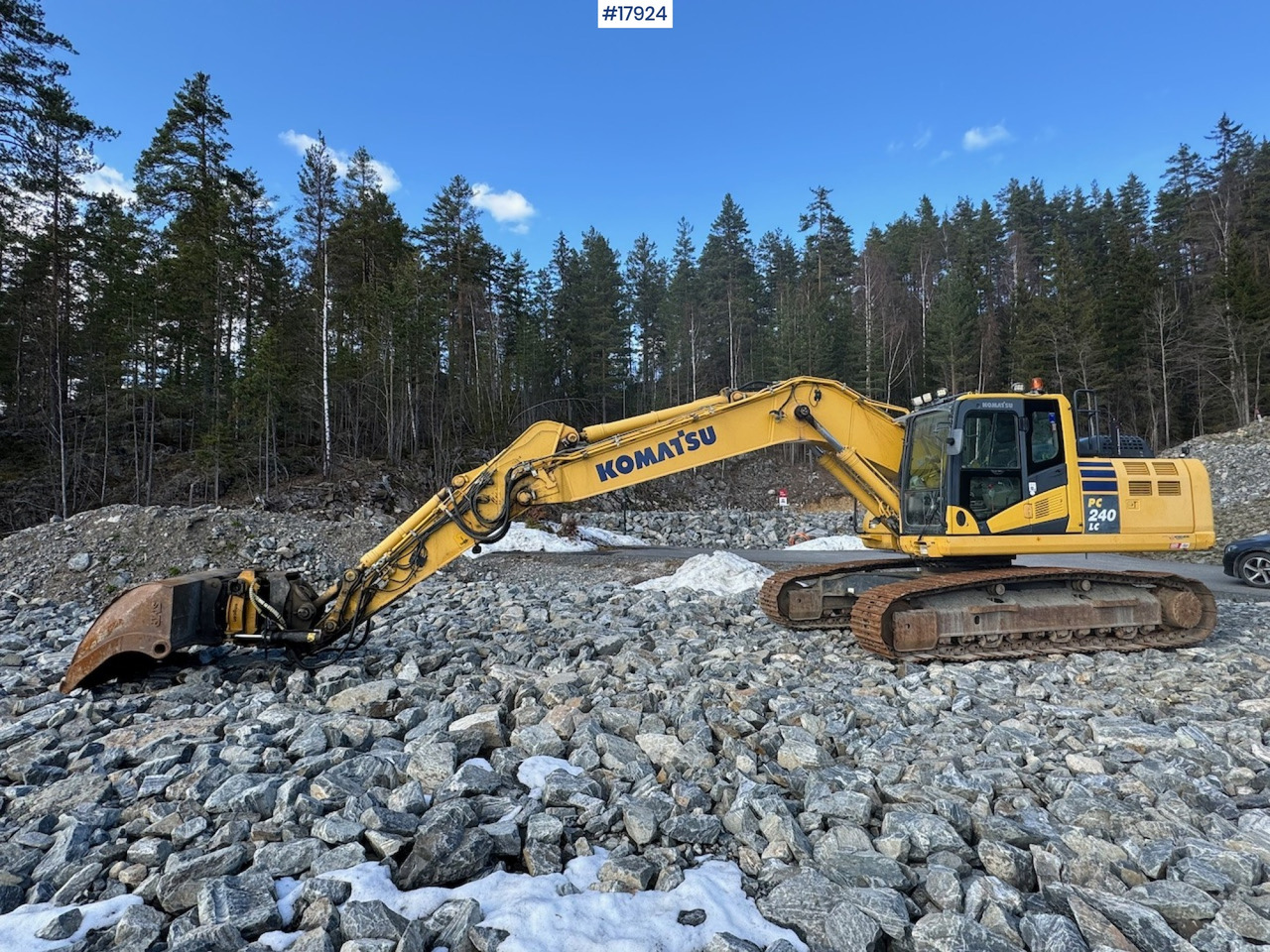 Komatsu PC240LC-10 - Ekskavatorius: foto 1 Komatsu PC240LC-10 - Ekskavatorius: foto 1