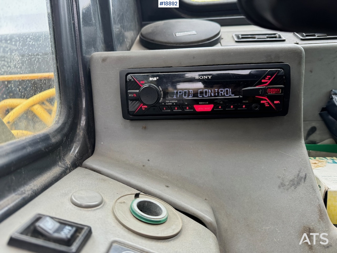 Ekskavatorius Komatsu PC240LC-6K Beltegraver m/ Graveskuffe: foto 33 Ekskavatorius Komatsu PC240LC-6K Beltegraver m/ Graveskuffe: foto 33