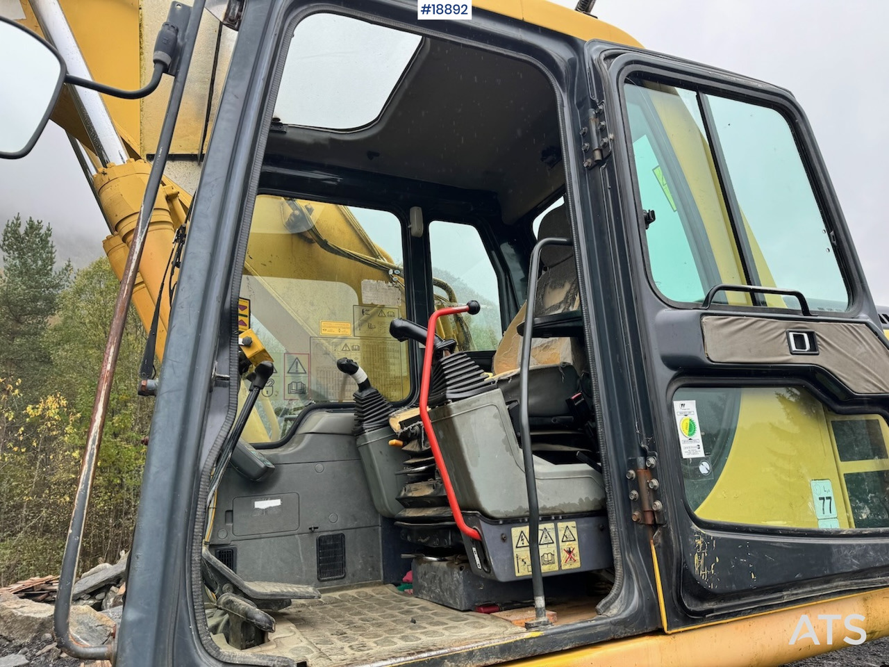 Ekskavatorius Komatsu PC240LC-6K Beltegraver m/ Graveskuffe: foto 25 Ekskavatorius Komatsu PC240LC-6K Beltegraver m/ Graveskuffe: foto 25