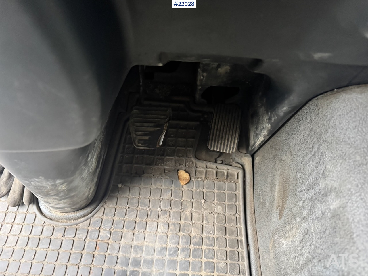 Furgonas sunkvežimis MAN 2008 MAN TGL 12.210 4x2 Skapbil m/ full sideåpning: foto 17 Furgonas sunkvežimis MAN 2008 MAN TGL 12.210 4x2 Skapbil m/ full sideåpning: foto 17