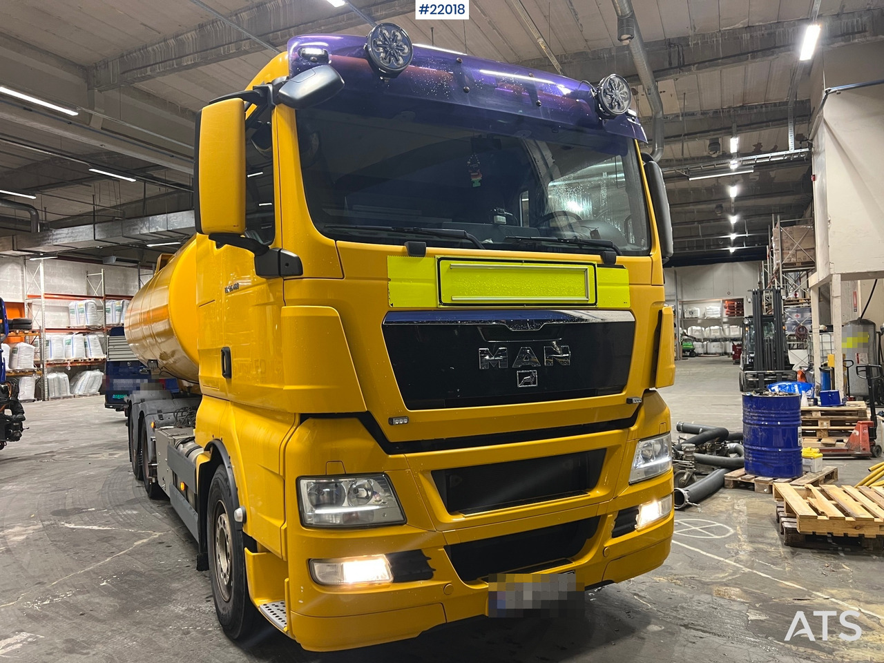 MAN TGX26.480 - Autocisterna: foto 2 MAN TGX26.480 - Autocisterna: foto 2