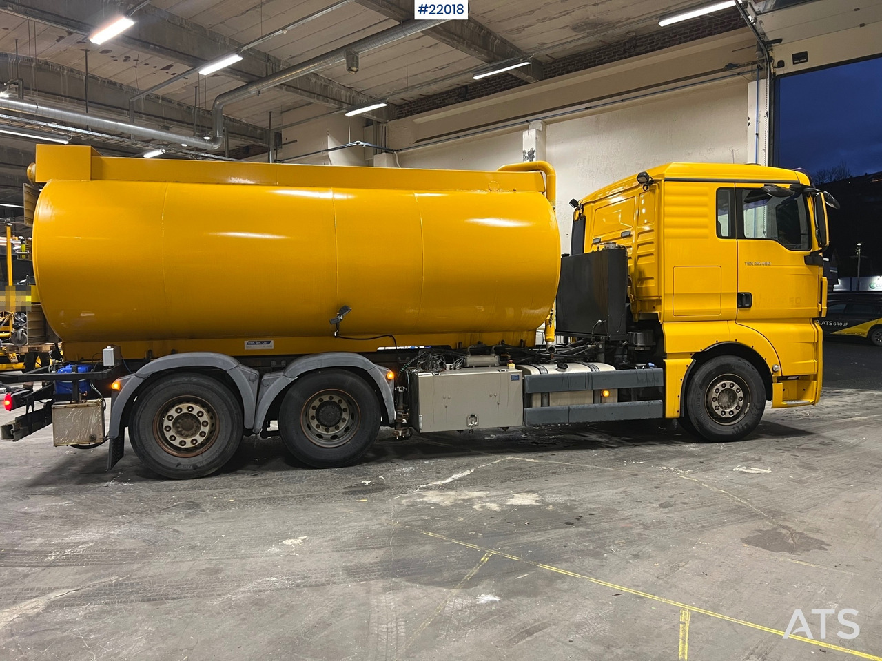 MAN TGX26.480 - Autocisterna: foto 3 MAN TGX26.480 - Autocisterna: foto 3