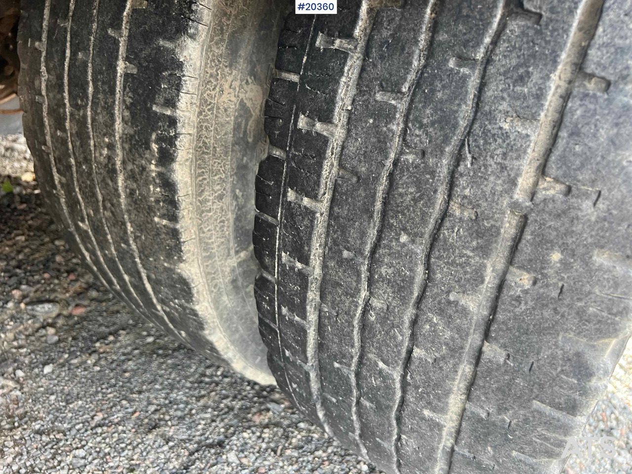 Savivartis priekaba Maur 3 akslet slephenger: foto 29