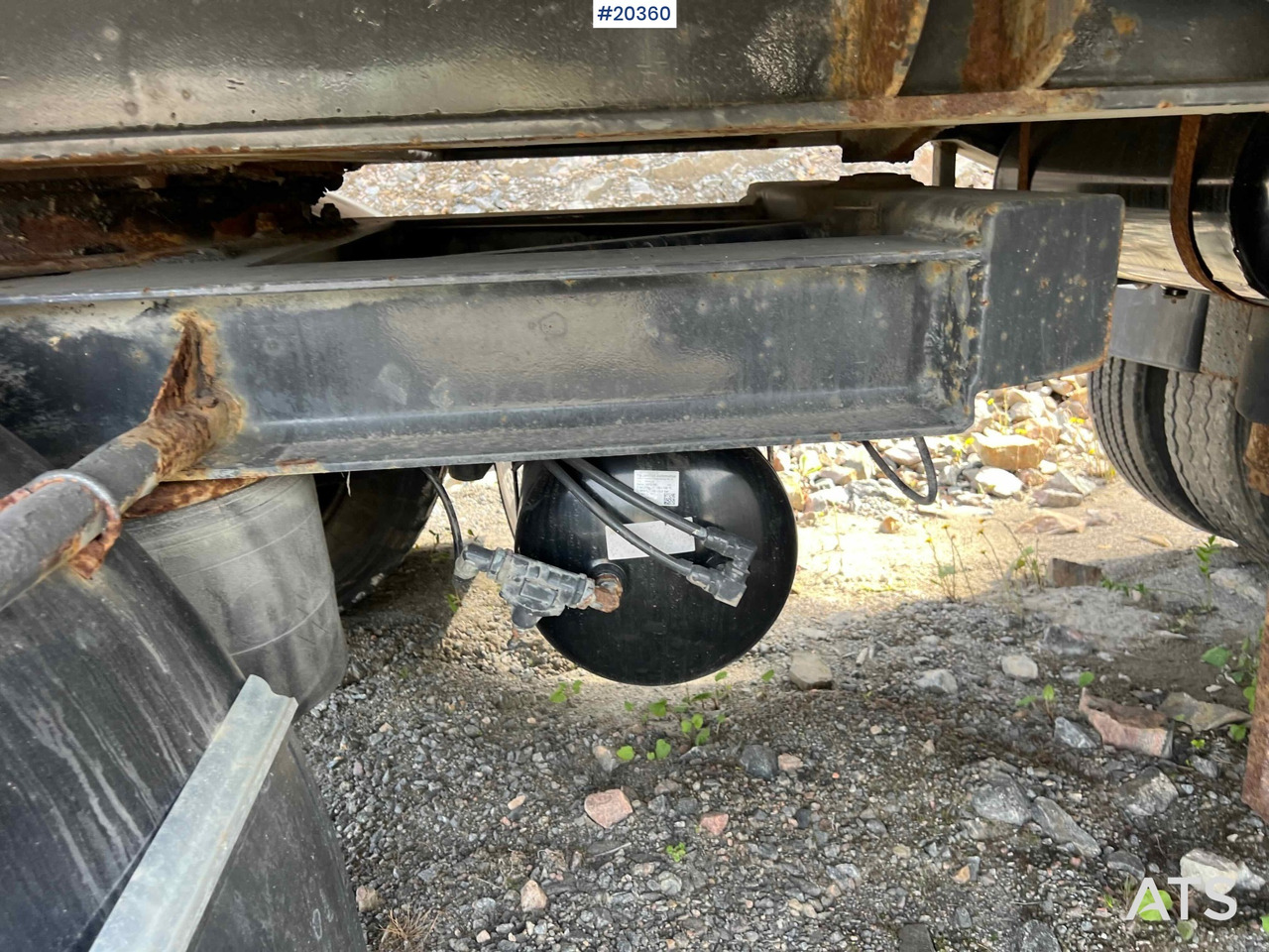 Savivartis priekaba Maur 3 akslet slephenger: foto 31