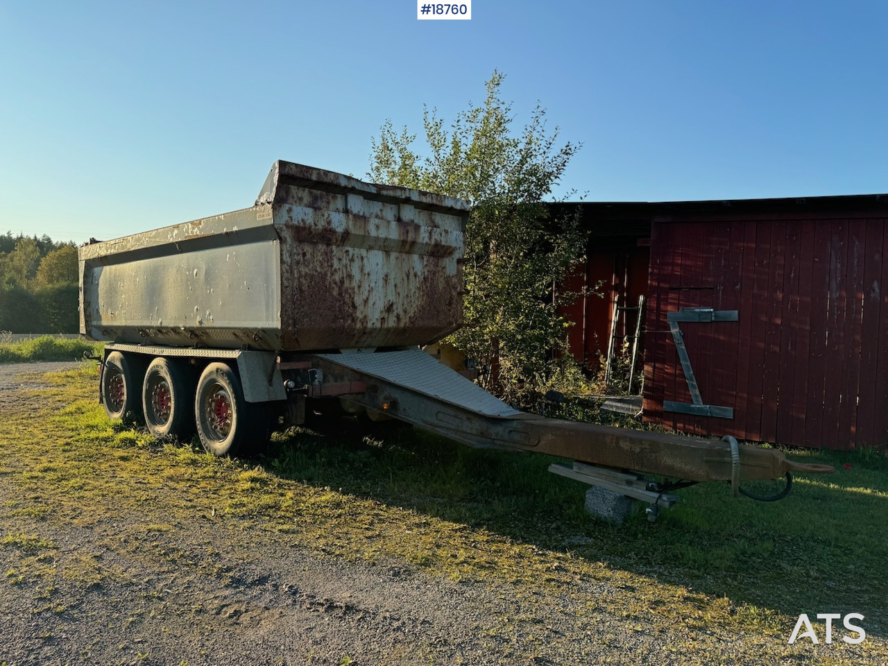 Maur Trippelkjerre - Savivartis priekaba: foto 1 Maur Trippelkjerre - Savivartis priekaba: foto 1