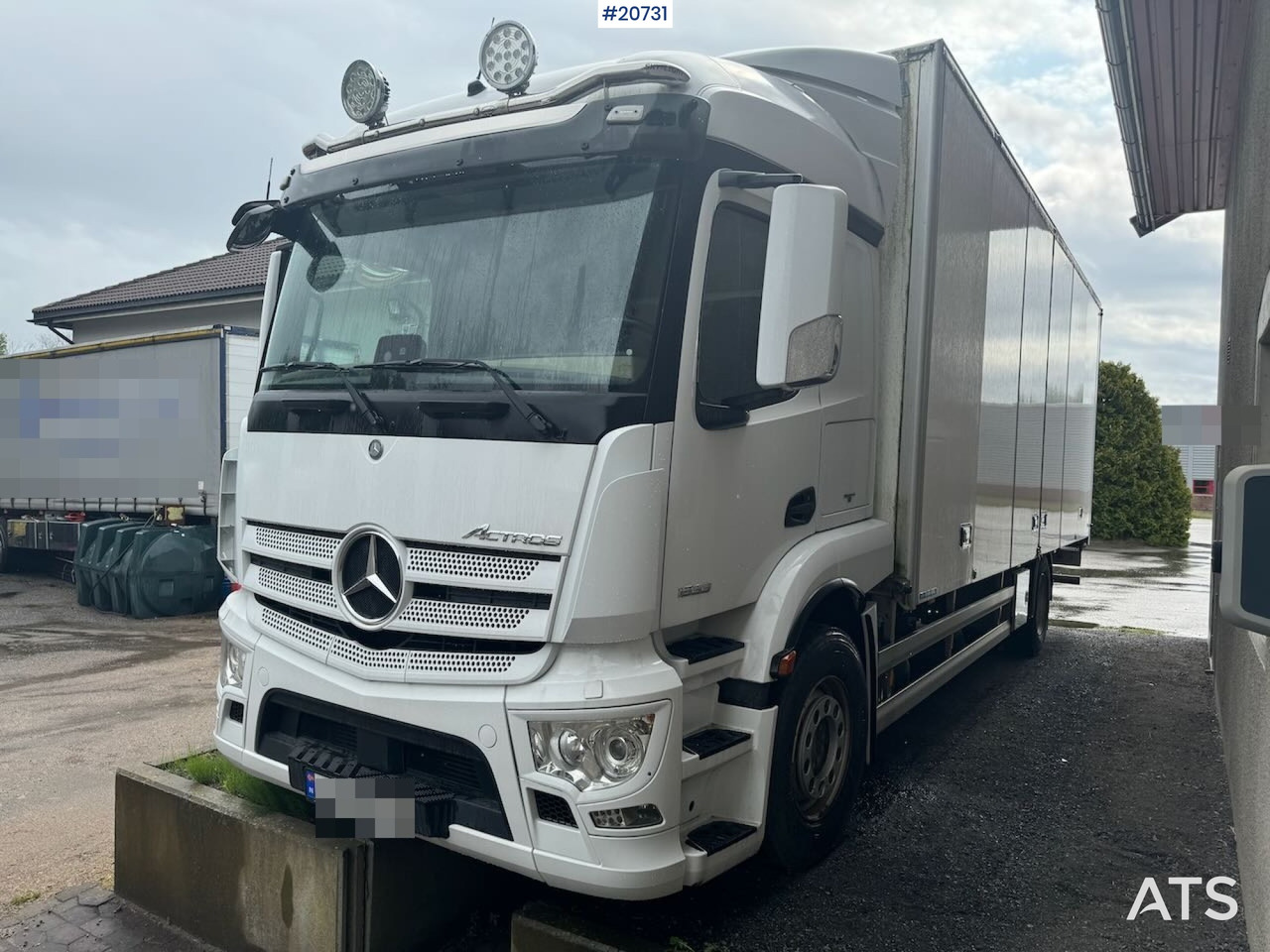 Mercedes Actros 1833 - Furgonas sunkvežimis: foto 1 Mercedes Actros 1833 - Furgonas sunkvežimis: foto 1