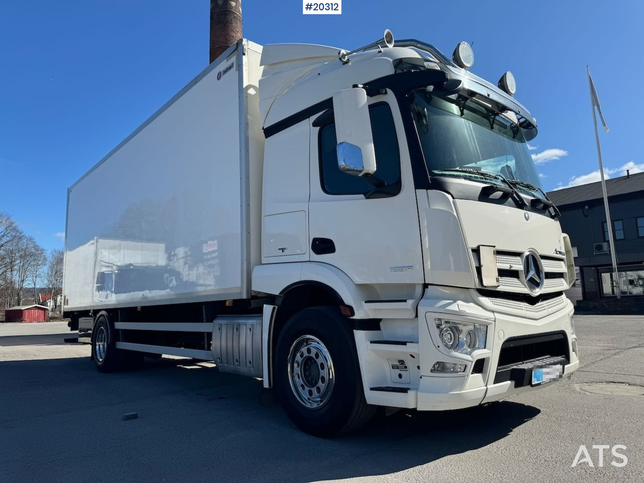 Mercedes Actros 1833 - Furgonas sunkvežimis: foto 1 Mercedes Actros 1833 - Furgonas sunkvežimis: foto 1